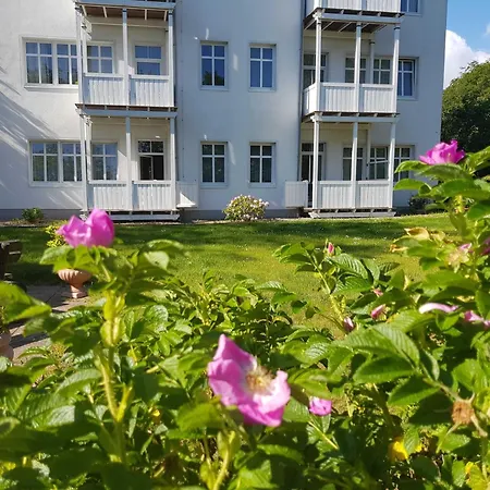 Residenz Seeblick 16 Mit Seitlichen Ostseeblick Sellin (Rugen)